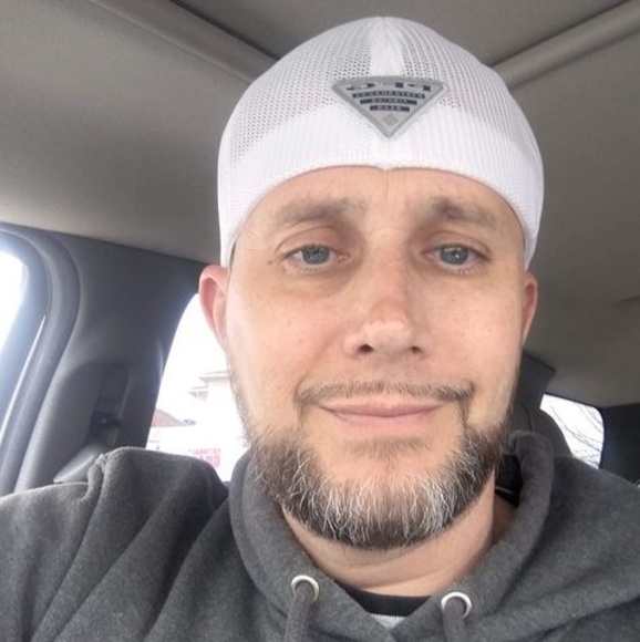 Meet your Posher, Chris - Picture 1 of 1